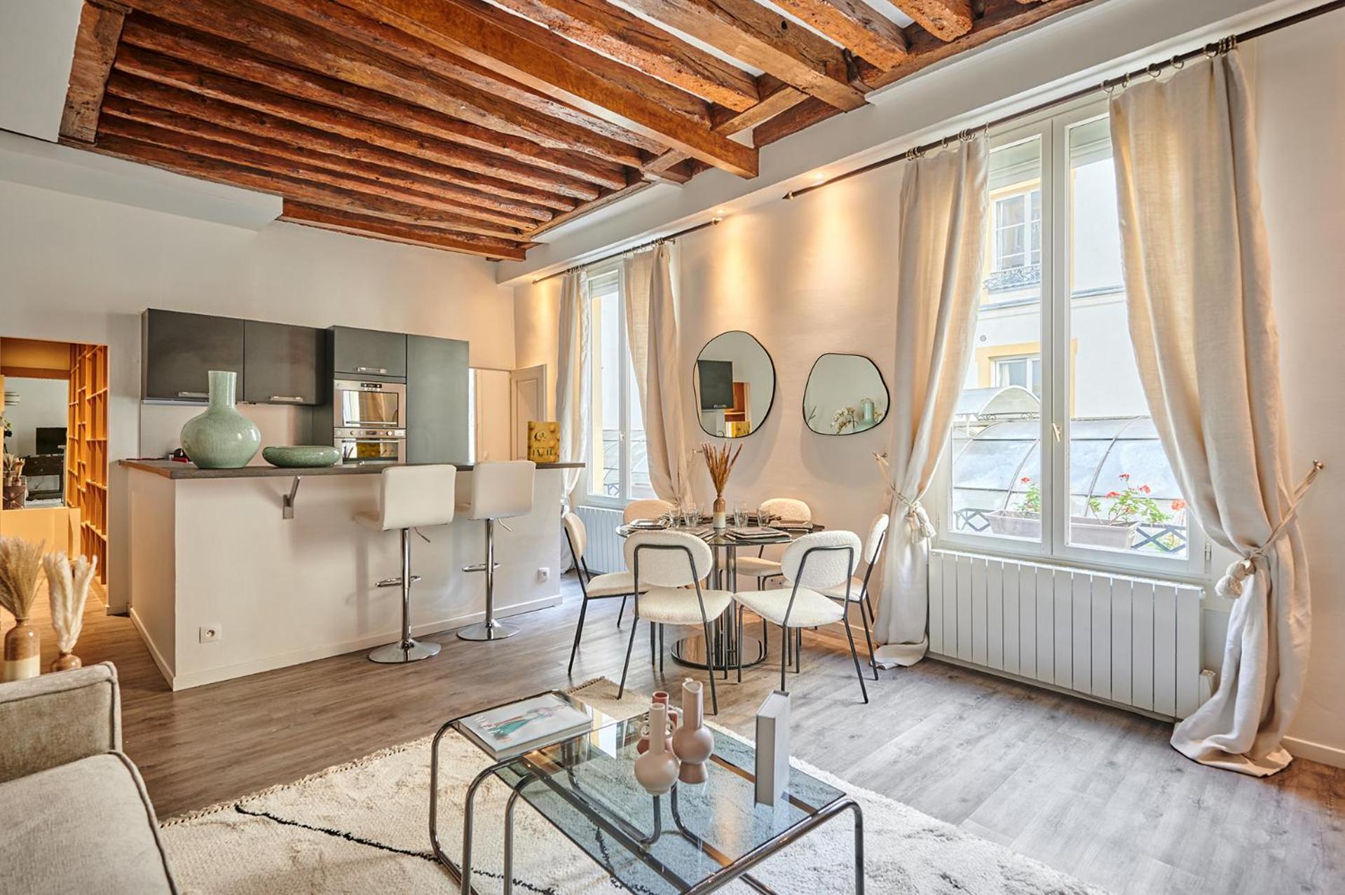 Apartment Center Of Paris By Studio Prestige Exterior foto