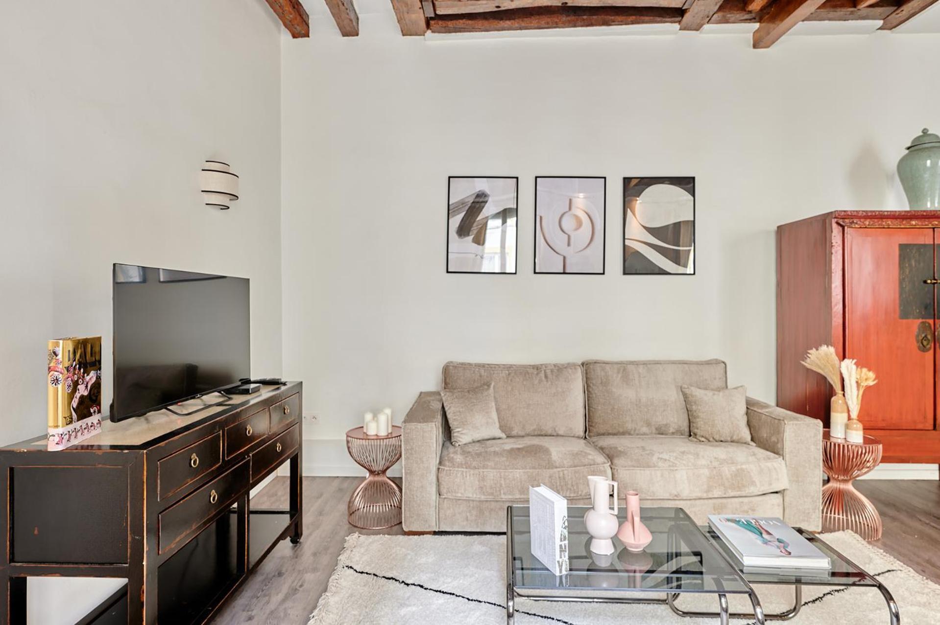 Apartment Center Of Paris By Studio Prestige Exterior foto